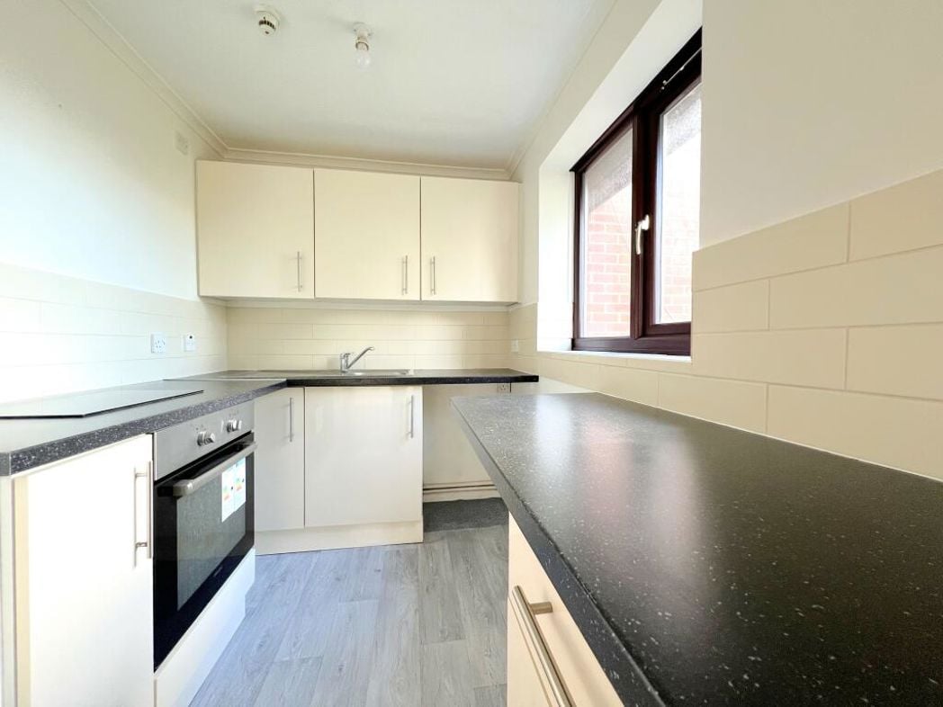 Property image 2 of 7