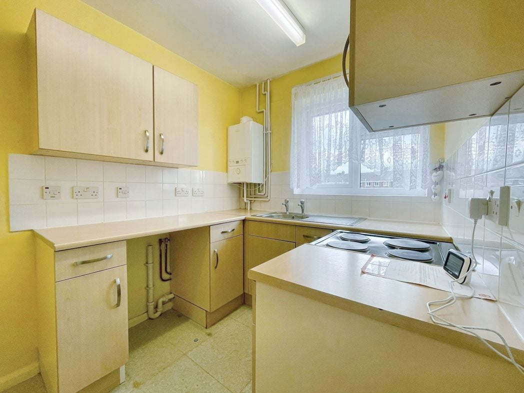 Property image 5 of 11