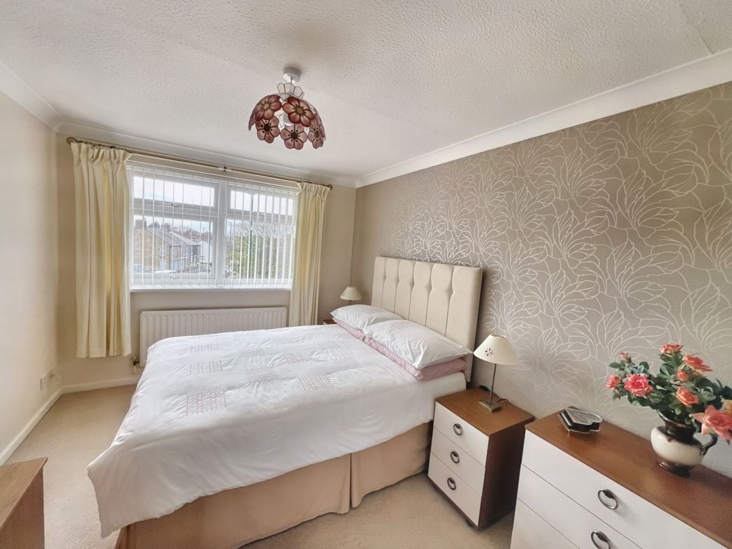 Property image 5 of 17