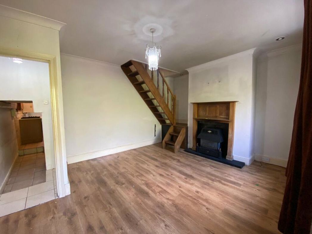 Property image 4 of 12
