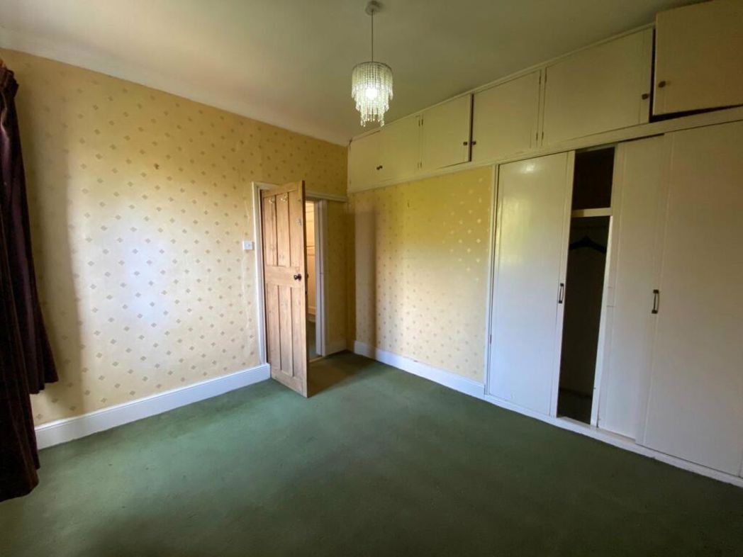 Property image 6 of 12