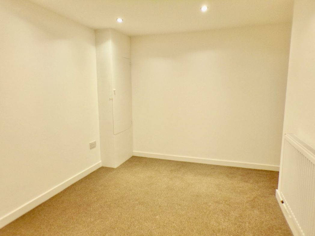Property image 3 of 16