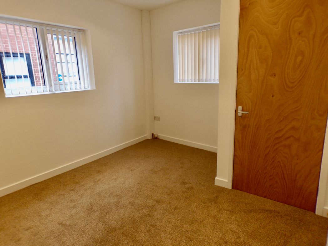 Property image 15 of 16