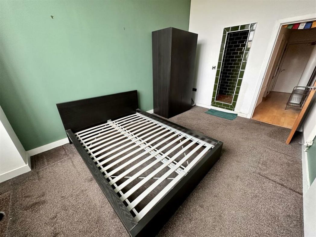 Property image 7 of 14
