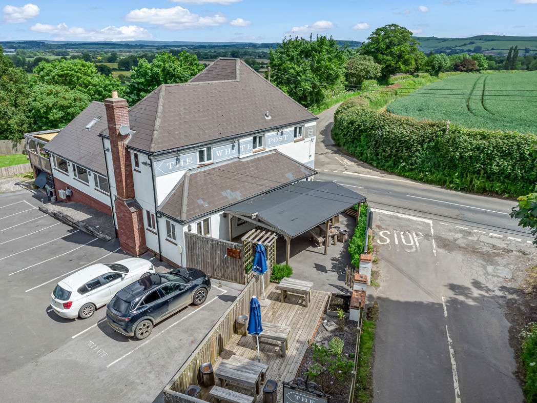 Property image 3 of 30