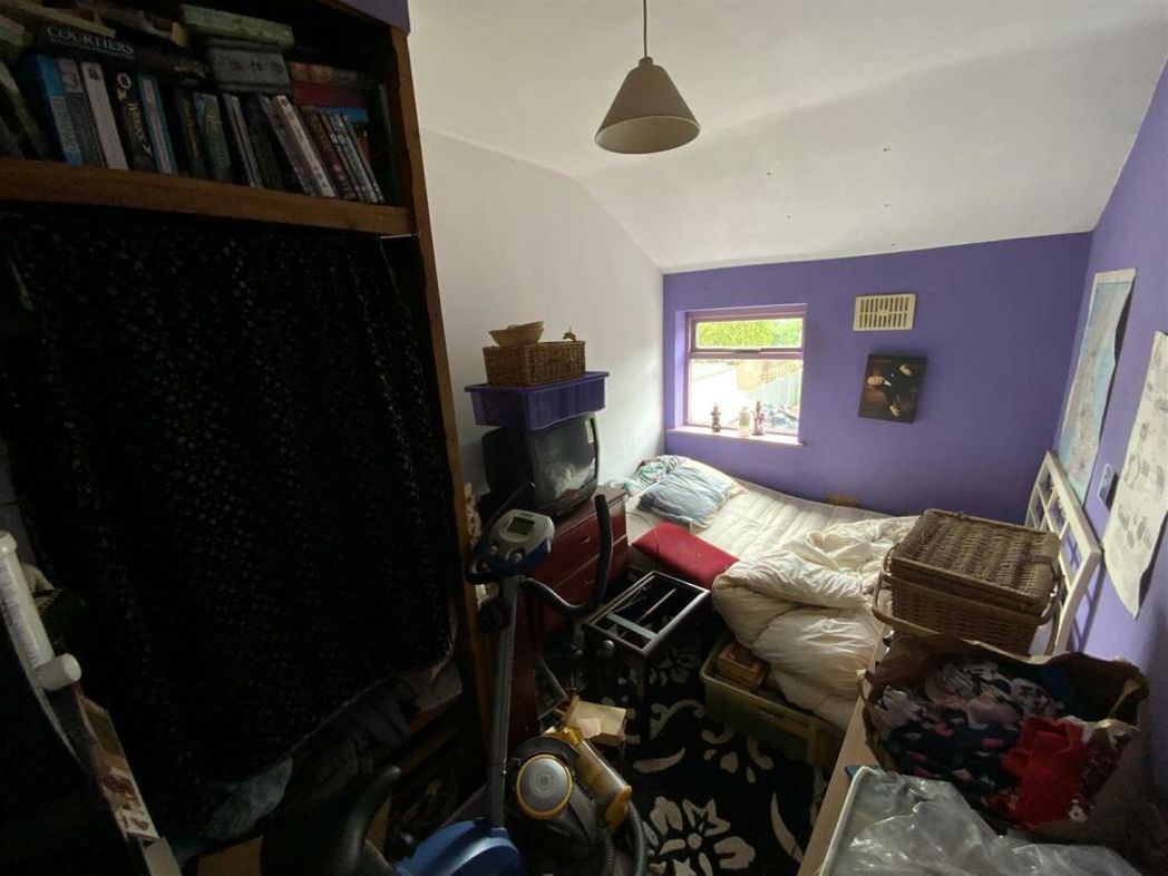 Property image 4 of 8