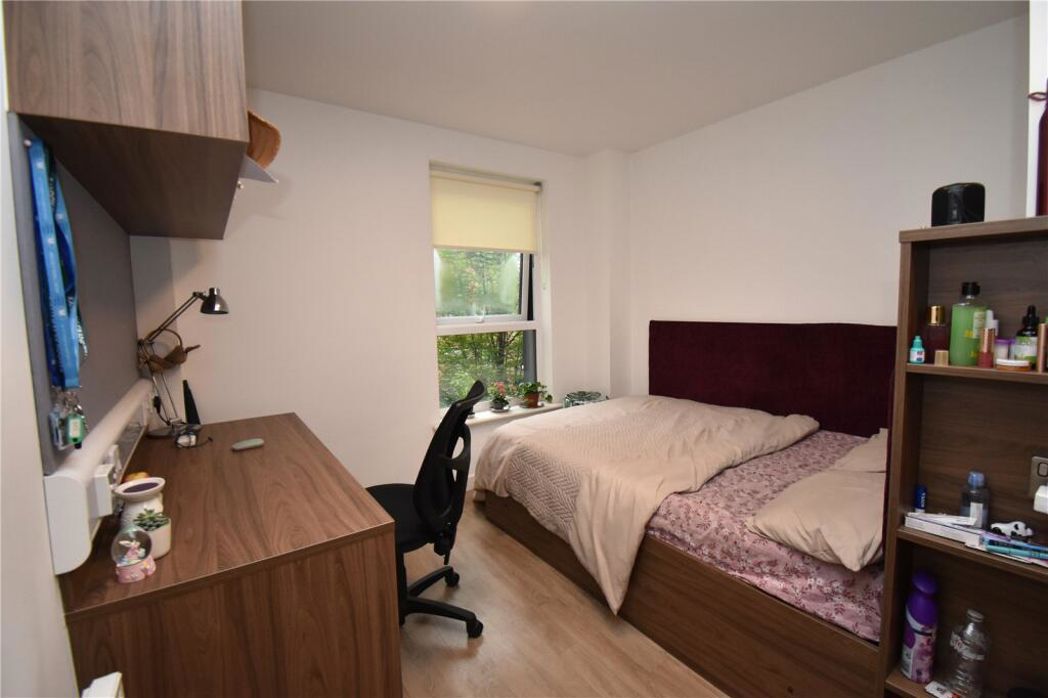 Property image 2 of 11