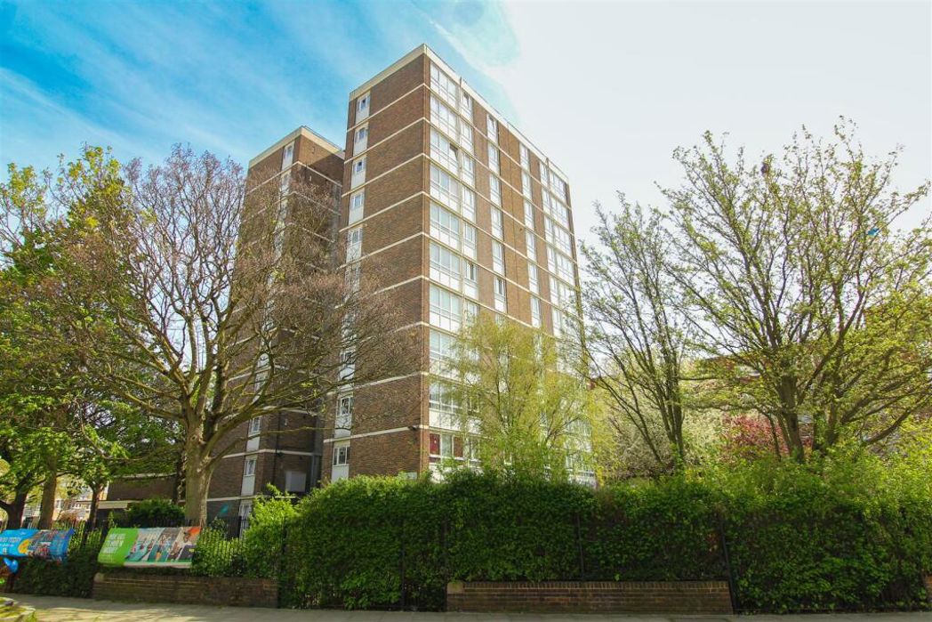 Property image 1 of 5