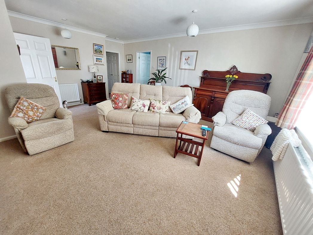 Property image 5 of 15