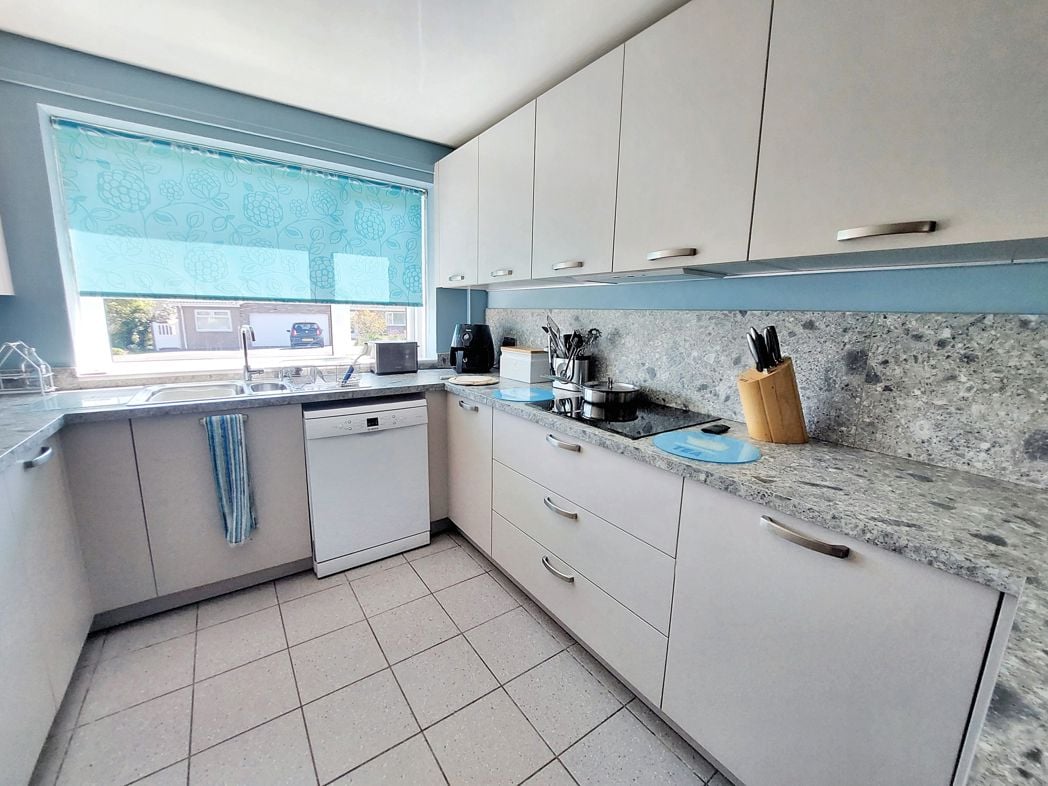 Property image 7 of 15