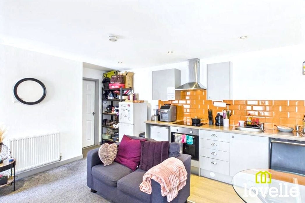 Property image 6 of 10