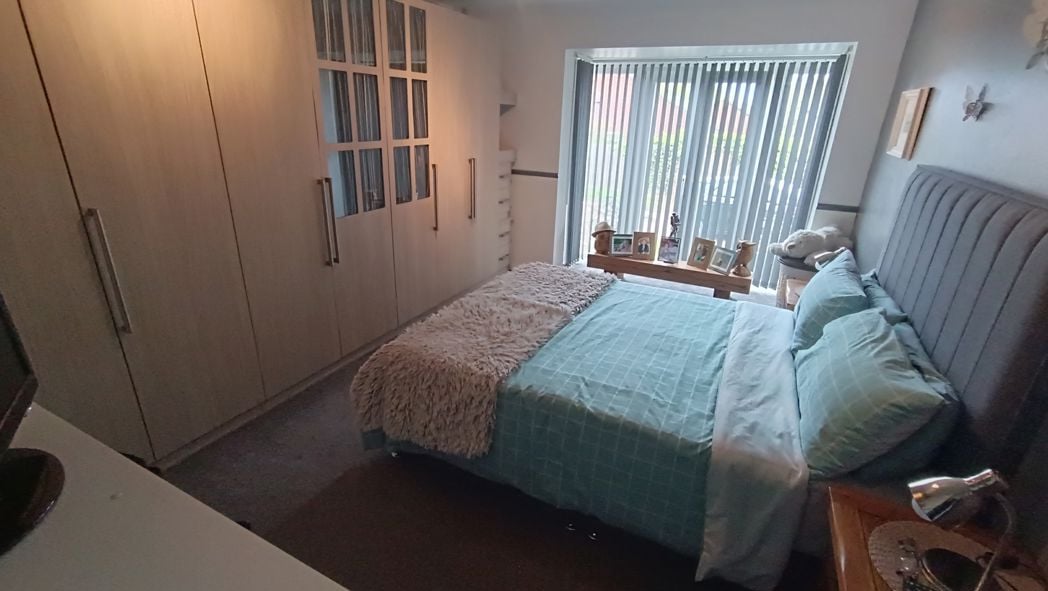 Property image 14 of 26