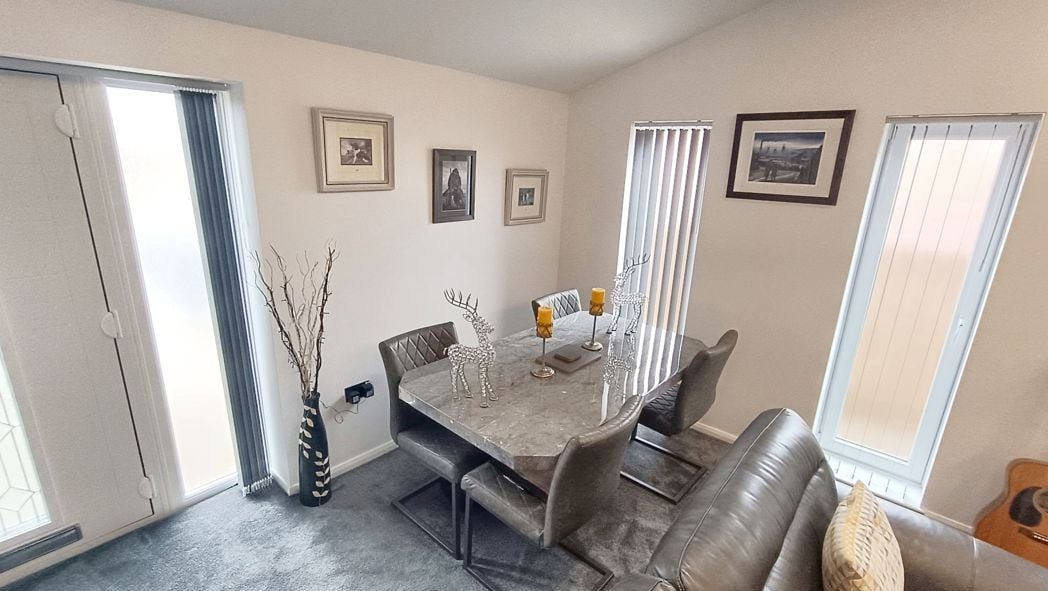 Property image 6 of 26
