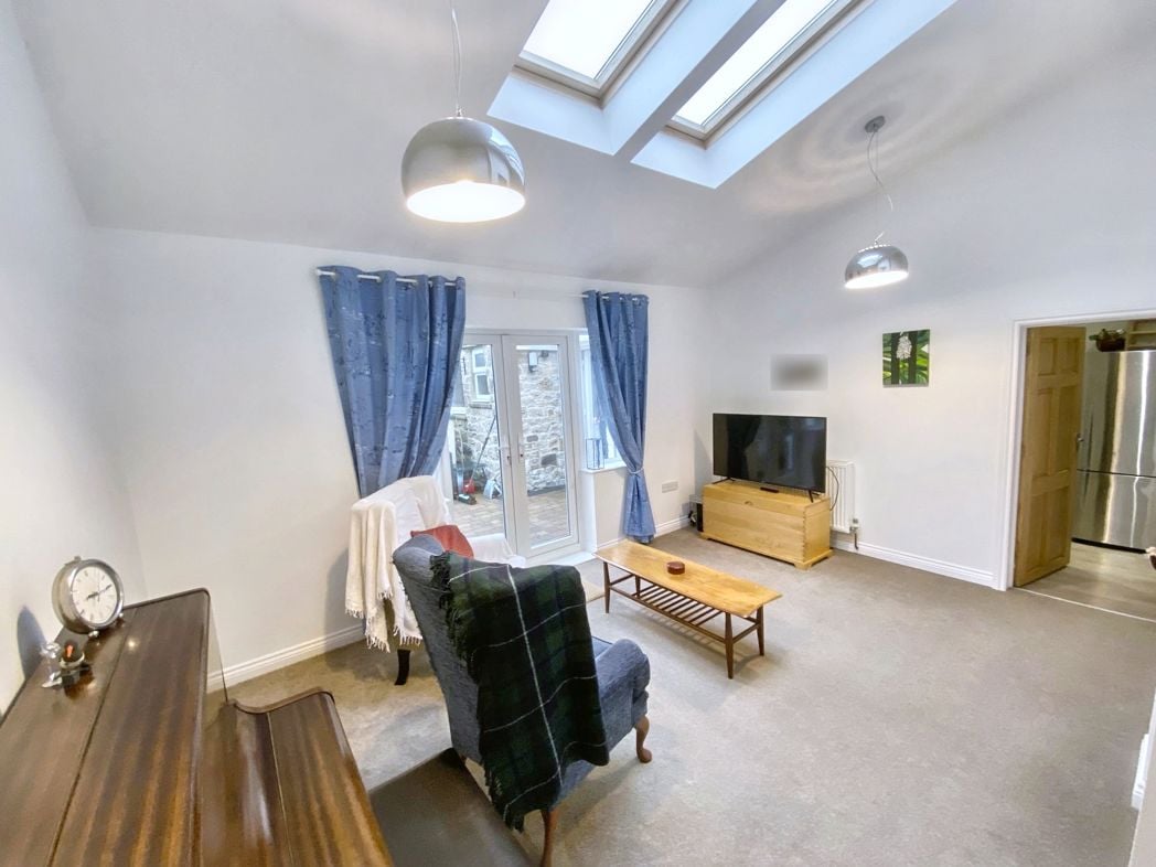 Property image 5 of 21
