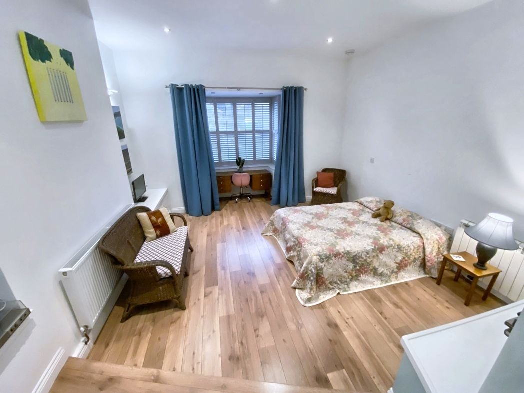 Property image 7 of 21