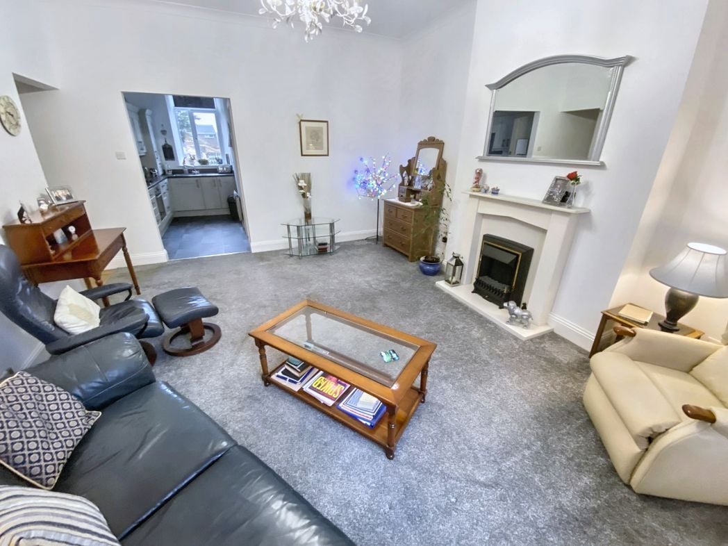 Property image 14 of 21
