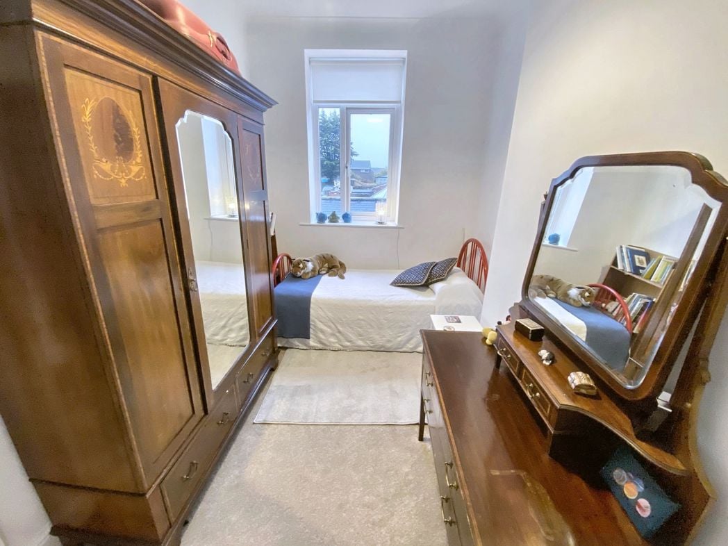 Property image 17 of 21