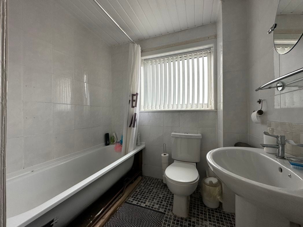 Property image 17 of 20