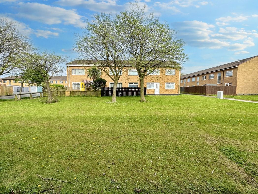 Property image 11 of 12