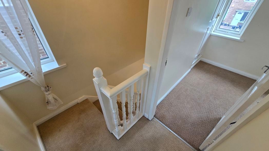 Property image 9 of 18