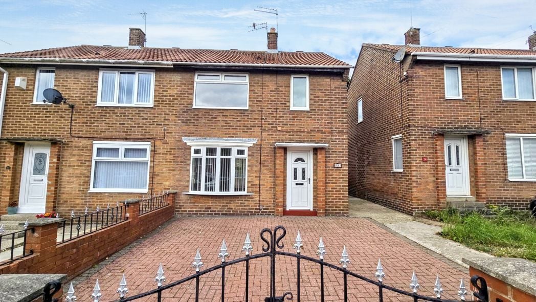 Property image 1 of 18