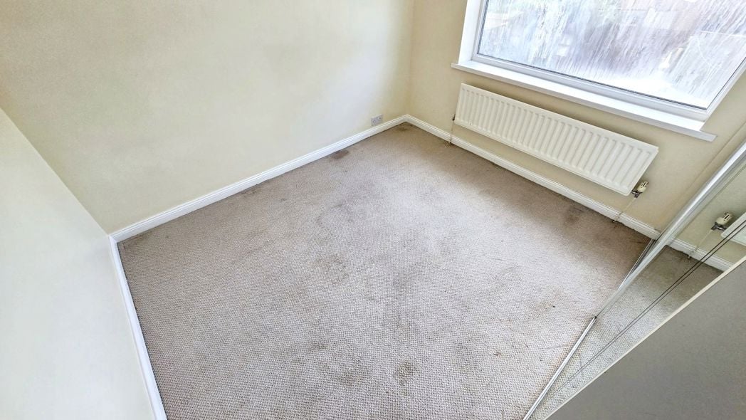 Property image 12 of 18