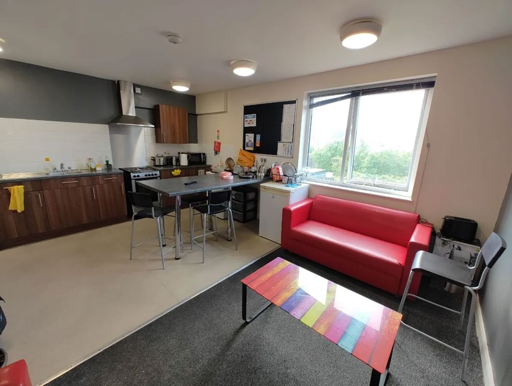 Property image 1 of 7