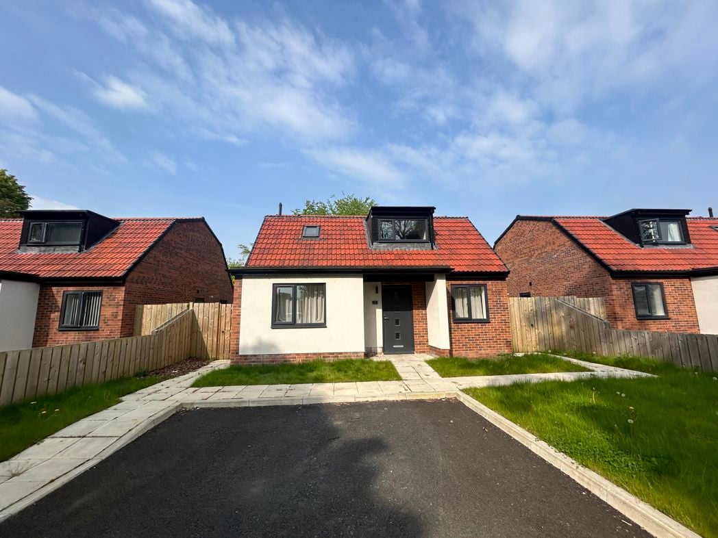 Property image 1 of 17