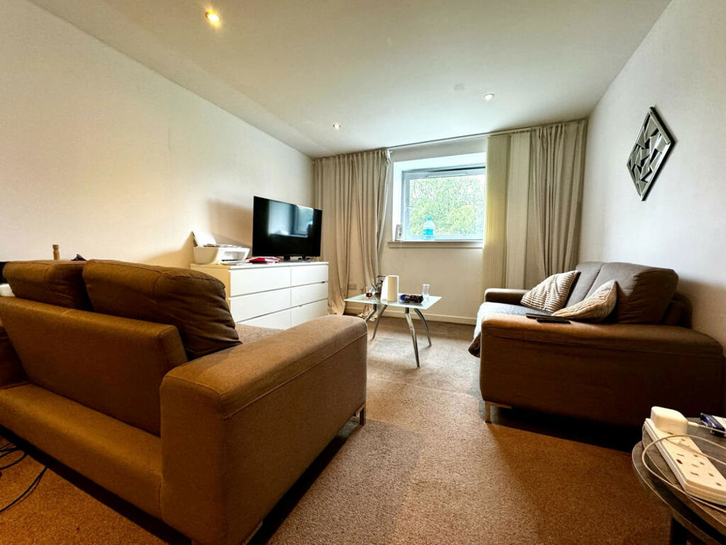 Property image 2 of 6