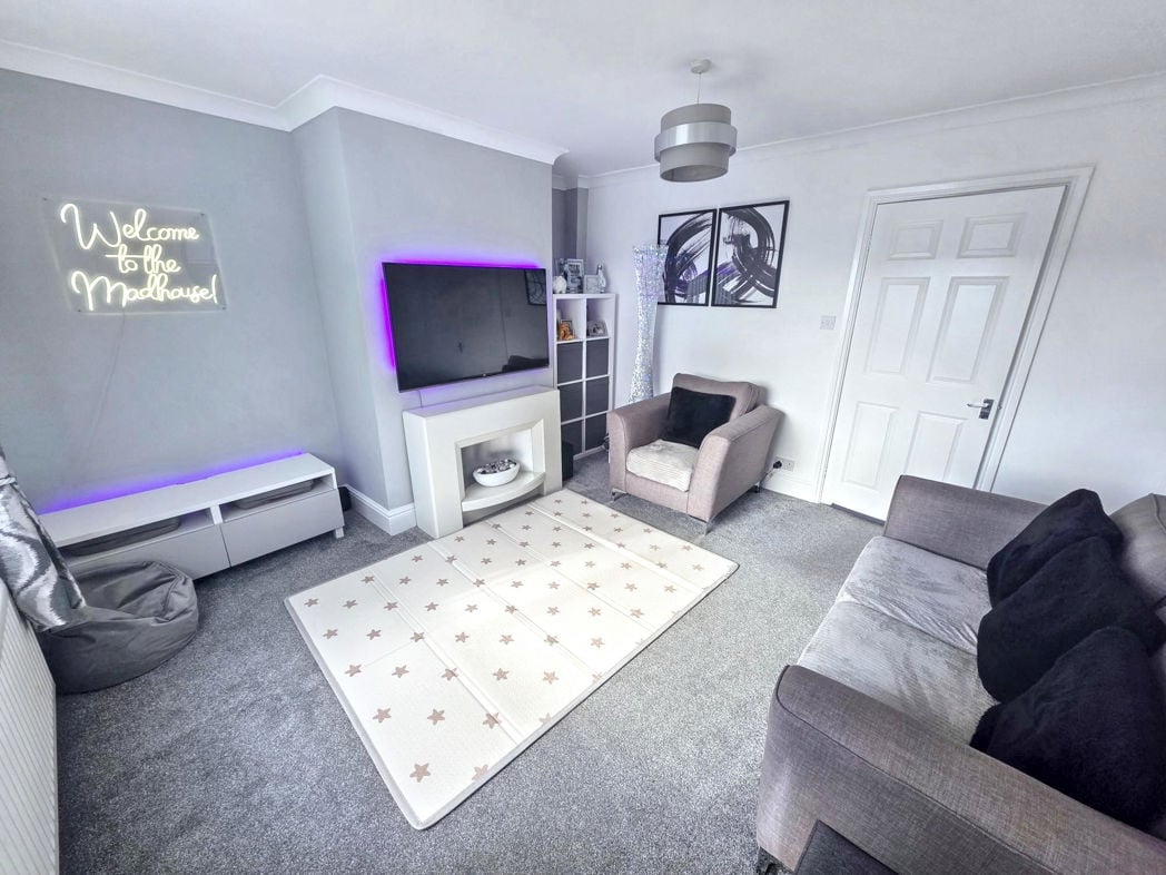 Property image 4 of 13