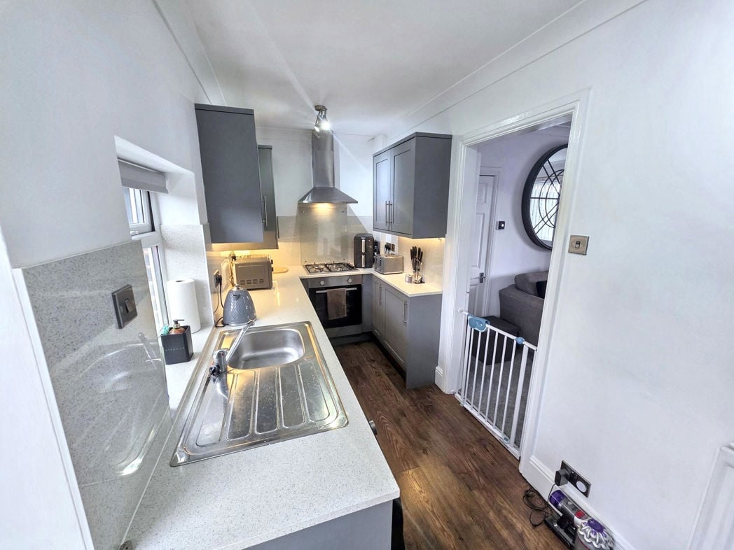 Property image 5 of 13