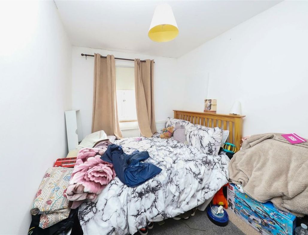 Property image 5 of 7