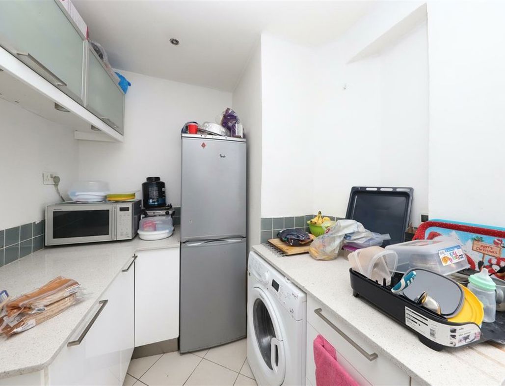 Property image 3 of 7