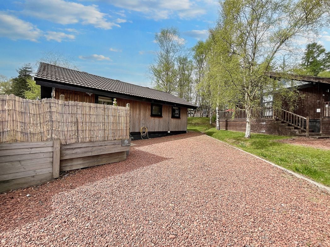 Property image 16 of 17