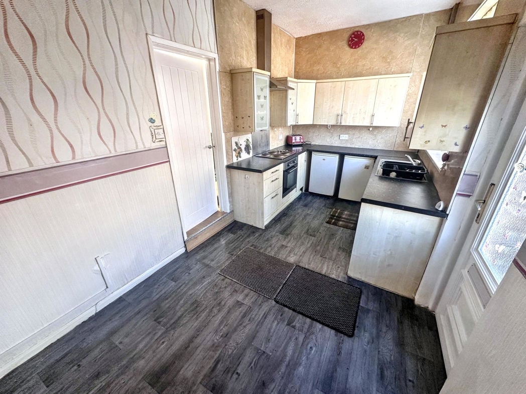 Property image 5 of 14