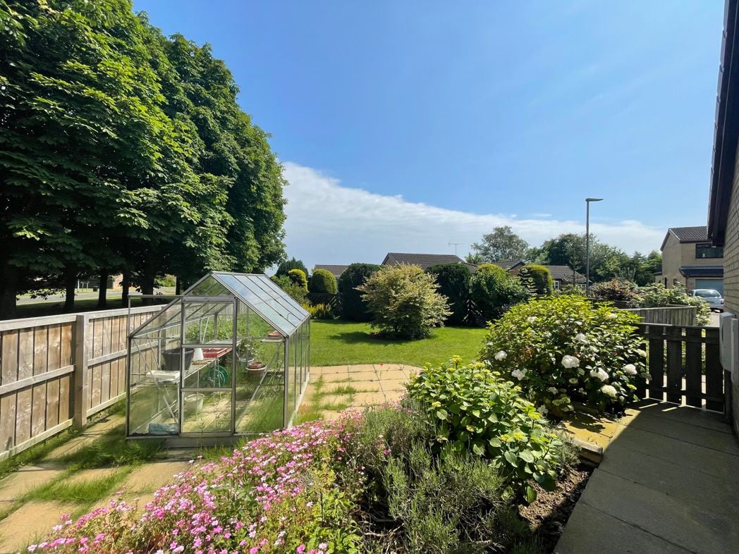Property image 17 of 19