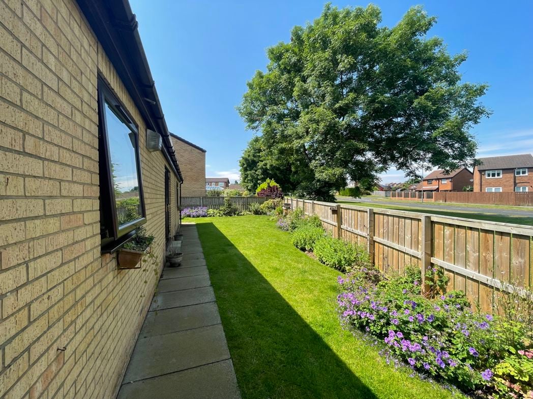 Property image 16 of 19