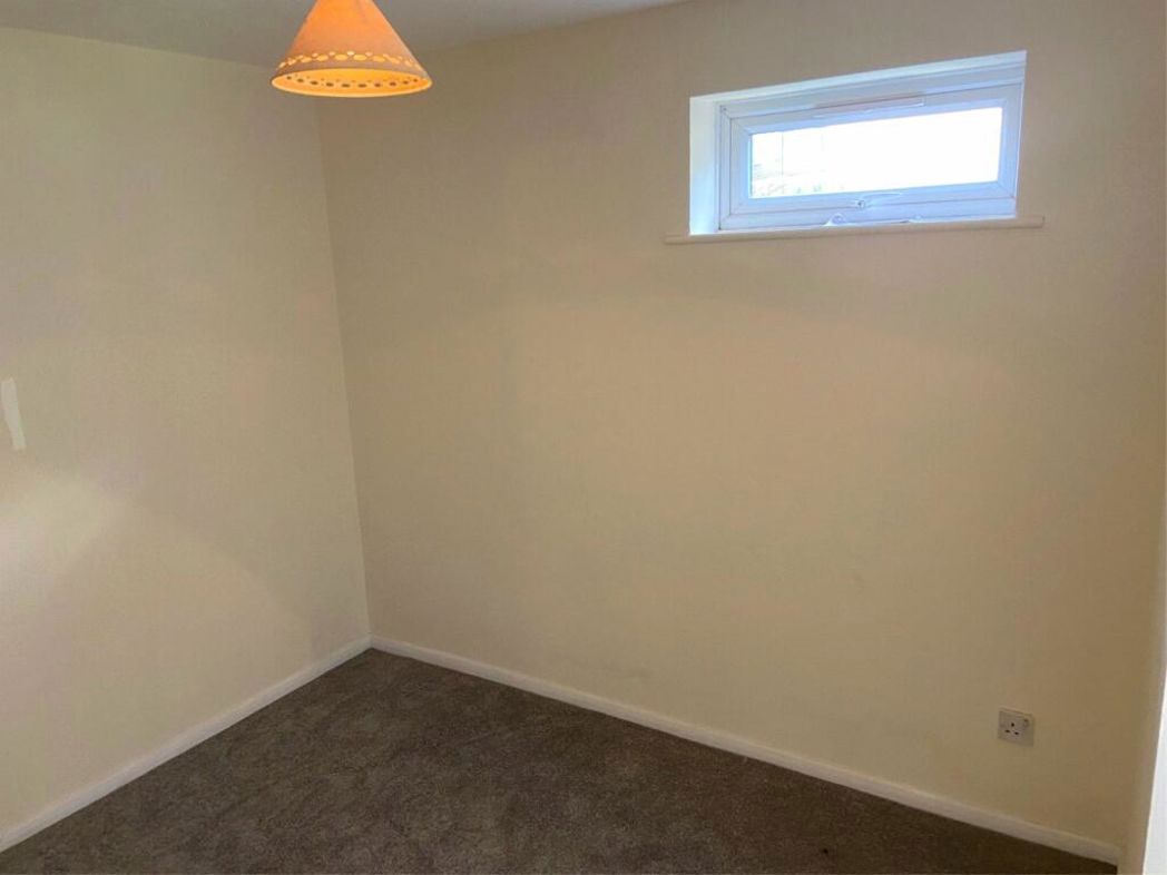 Property image 5 of 7