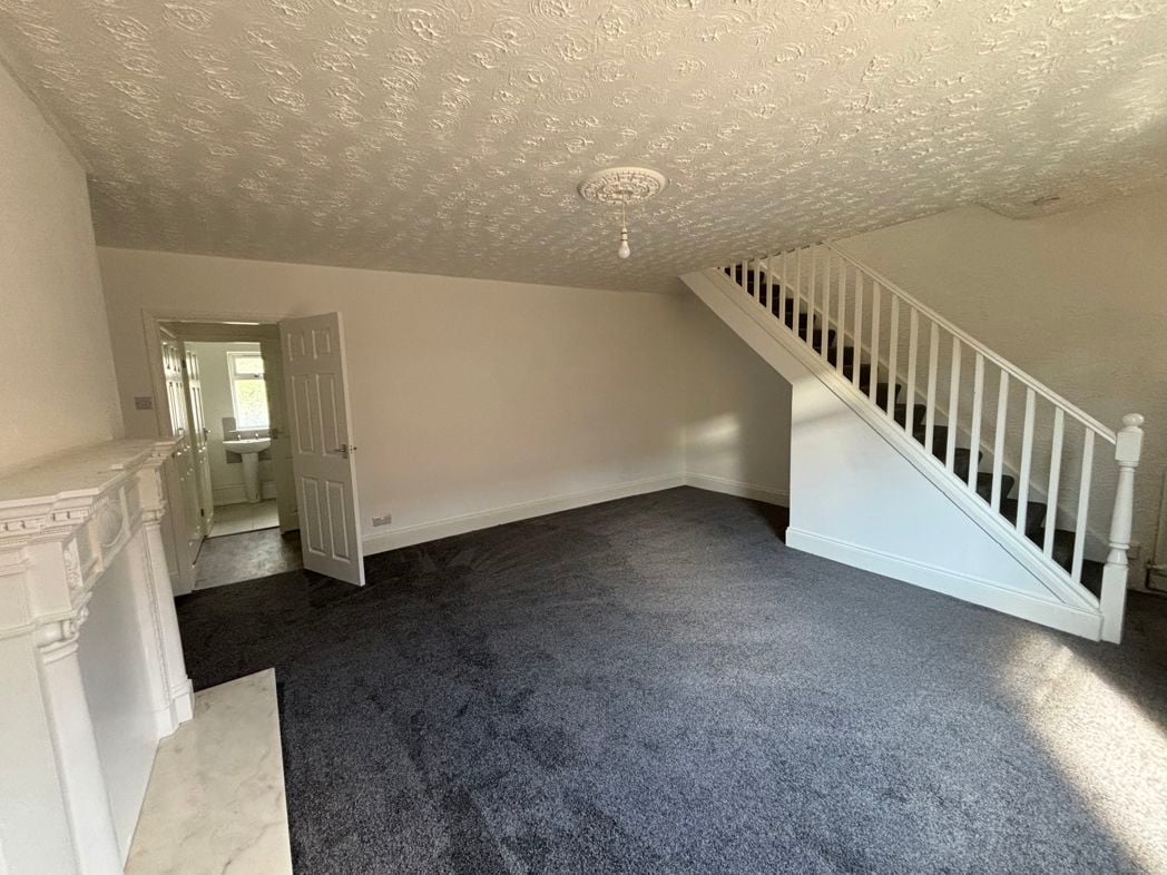 Property image 4 of 9