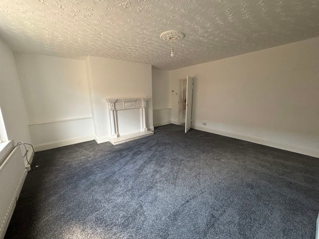 Property image 5 of 9