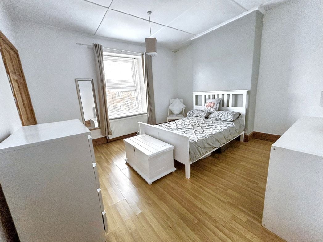 Property image 10 of 13