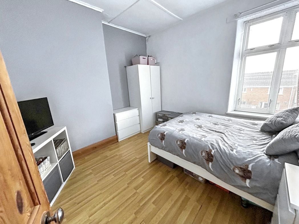 Property image 11 of 13