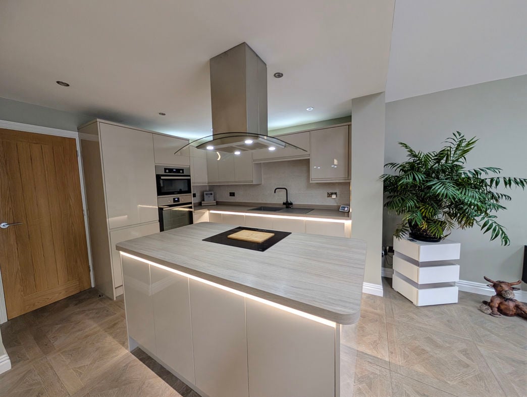 Property image 7 of 19