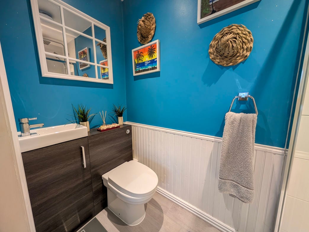 Property image 11 of 19
