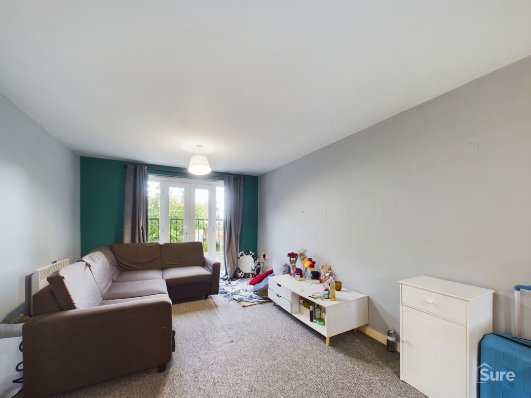 Property image 2 of 8