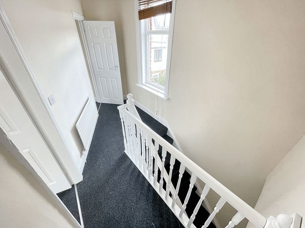 Property image 10 of 10