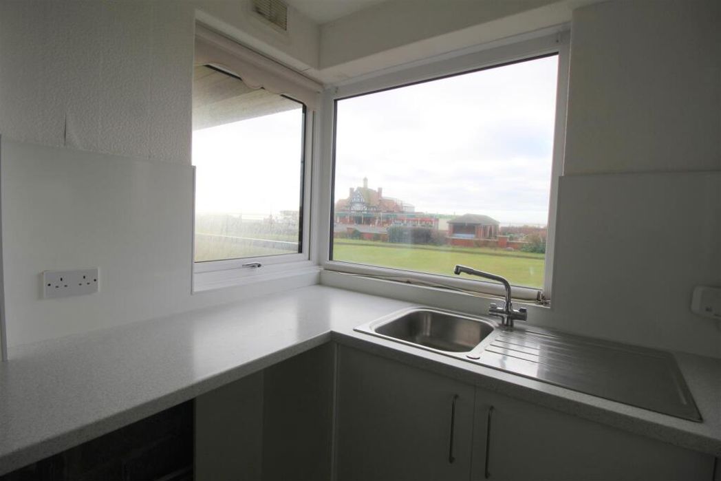 29 The Majestic, Lytham St. Annes, FY8 2LZ