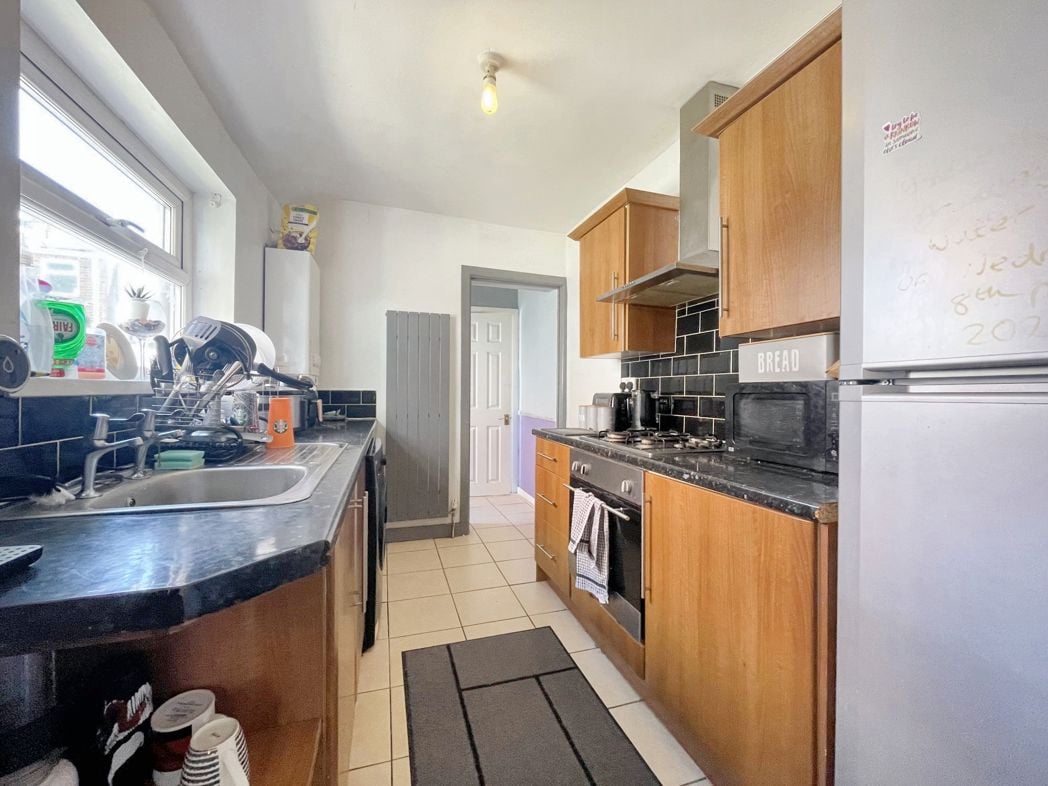 Property image 5 of 11