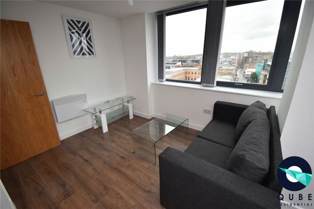 Property image 2 of 9