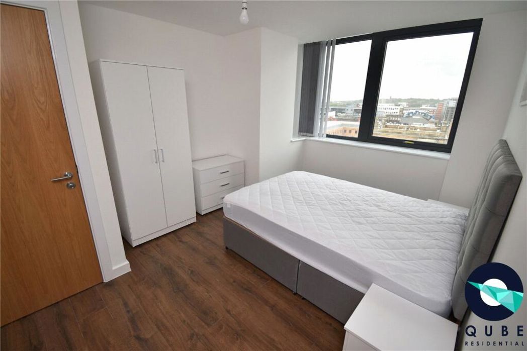 Property image 6 of 9
